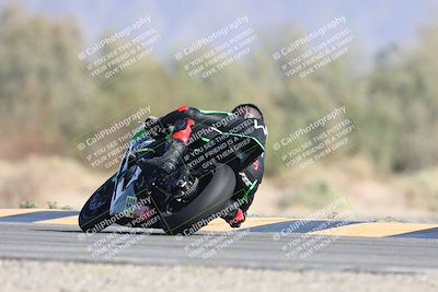 media/Oct-04-2025-CVMA (Sat) [[408bcdd6e4]]/Race 13-Amateur Supersport Open/